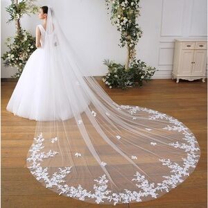Off White Cathedral Length Appliqué Wedding Veil With Metal Comb 117 Inches Long